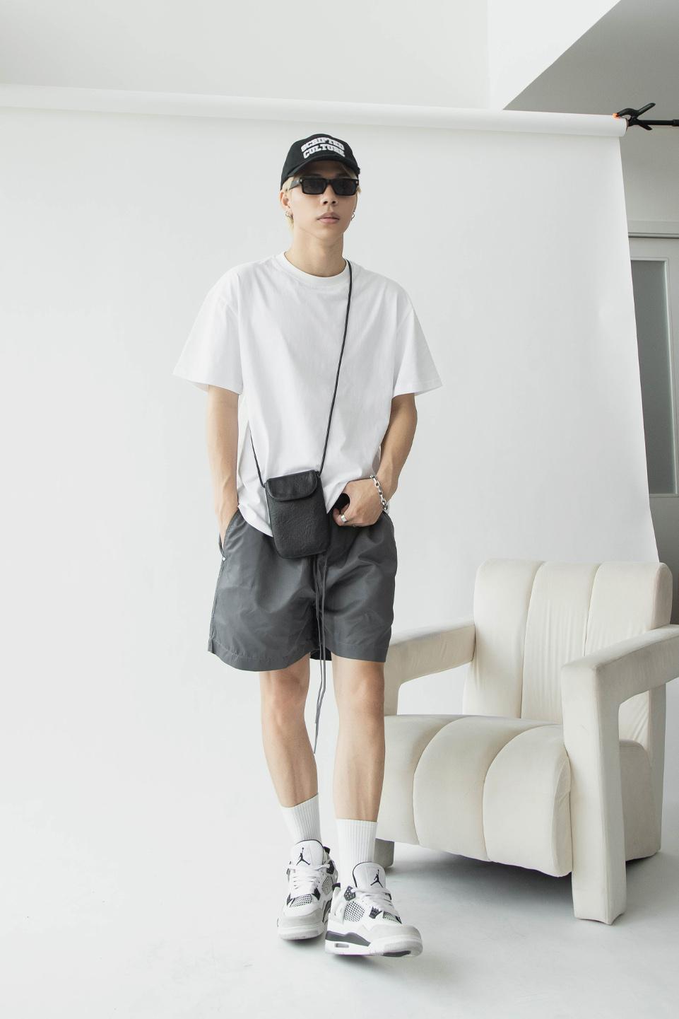 PREMIUM TSHIRT - WHITE