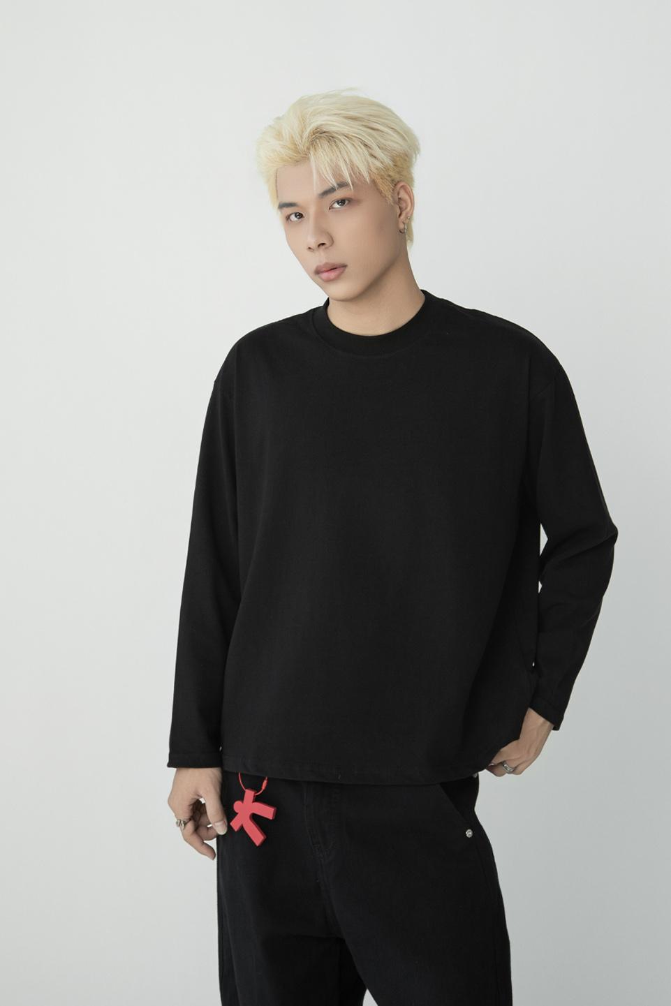 TUMS ESSENTIAL LONG SLEEVES - Black